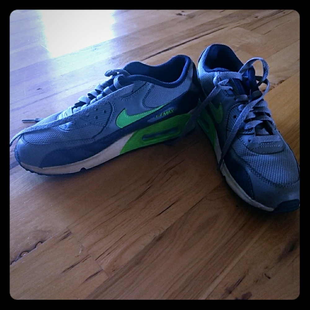 Boys Nike air max